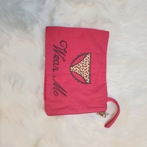 Wear Me :Wash Me Lingerie Bag
